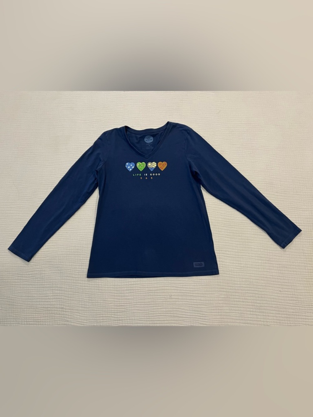 Life Is Good Navy Long-Sleeve Crusher Tee with Multicolor Heart Row Size Medium